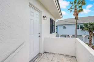 652 Hernando St, Fort Pierce, FL 34949 - Photo 1
