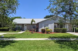 1350 Riverside Cir, Wellington, FL 33414 - Photo 1