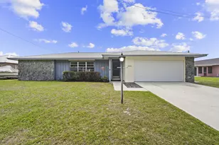 1919 Quail Ct, Fort Pierce, FL 34982 - Photo 1