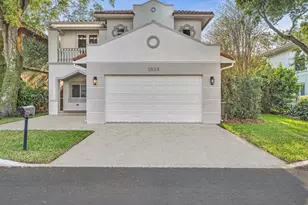 3559 Forest View Cir, Dania Beach, FL 33312 - Photo 1