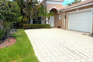 4034 Manchester Lake Dr, Wellington, FL 33449 - Photo 1