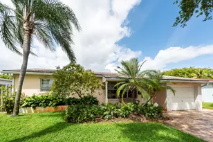 510 S 58th Ct, Hollywood, FL 33023 - Photo 1