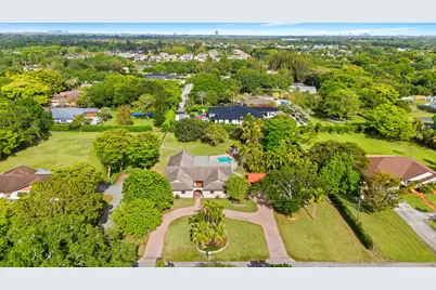 5500 SW 111th Terrace, Davie, FL 33328 - Photo 1