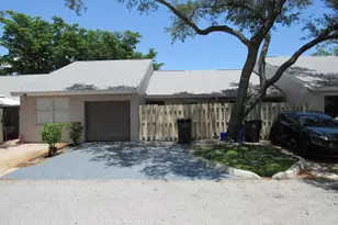 5203 Glencove Ln, West Palm Beach, FL 33415 - Photo 1