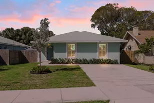 3121 Pinewood Ave, West Palm Beach, FL 33407 - Photo 1