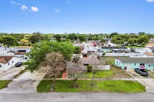 1560 Roy Dr, West Palm Beach, FL 33415 - Photo 1