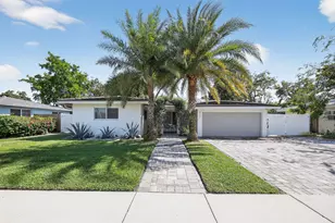 976 SW 11th St, Boca Raton, FL 33486 - Photo 1