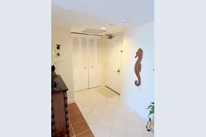 5600 N Flagler Drive #404, West Palm Beach, FL 33407 - Photo 1