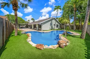 1061 Bayberry Point Dr, Plantation, FL 33324 - Photo 1