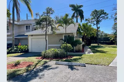 1948 Discovery Circle E #1948, Deerfield Beach, FL 33442 - Photo 1
