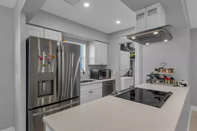 1006 NE 18th Street #Rear, Fort Lauderdale, FL 33305 - Photo 1