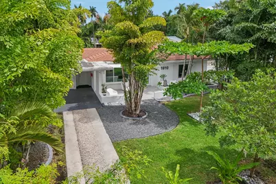 1910 NE 17th Terrace, Fort Lauderdale, FL 33305 - Photo 1