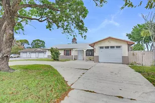325 NW Rebecca Ave, Port Saint Lucie, FL 34983 - Photo 1