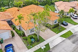 13050 NW 5th St, Pembroke Pines, FL 33028 - Photo 1
