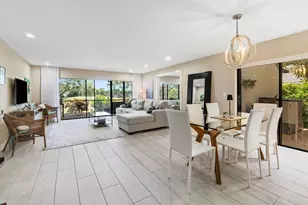 31 Westgate Ln, Boynton Beach, FL 33436 - Photo 1