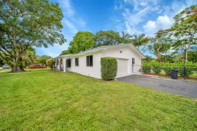7301 NW 13th Court, Plantation, FL 33313 - Photo 5
