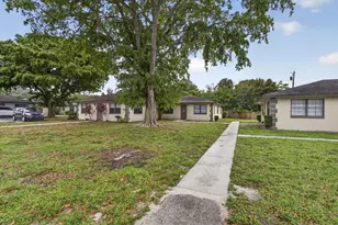 4726 Summit Blvd, West Palm Beach, FL 33415 - Photo 1