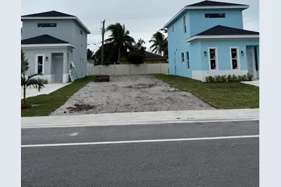 434 NW 13th Avenue, Boynton Beach, FL 33435 - Photo 1