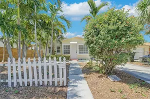 326 SE 1st Ave, Delray Beach, FL 33444 - Photo 1