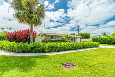 8099 Santa Fe Trail, Boca Raton, FL 33487 - Photo 1