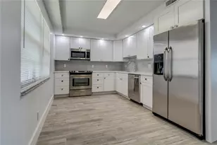 625 Oaks Dr, Pompano Beach, FL 33069 - Photo 1
