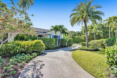 246 N Swinton Avenue, Delray Beach, FL 33444 - Photo 1
