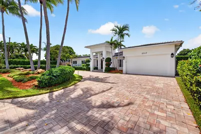 2517 NE 26th Avenue, Fort Lauderdale, FL 33305 - Photo 1