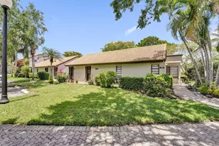 9707 N New River Canal Rd, Plantation, FL 33324 - Photo 1