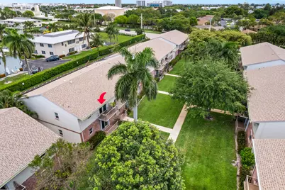 2017 S Seacrest Boulevard #C, Boynton Beach, FL 33435 - Photo 1