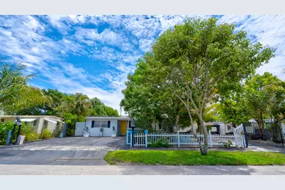 3246 Orange Street, Boynton Beach, FL 33435 - Photo 1