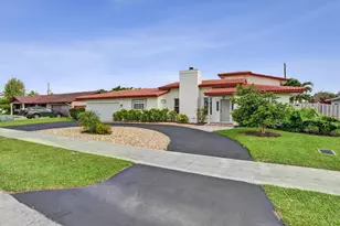 1821 NW 43rd St, Oakland Park, FL 33309 - Photo 1