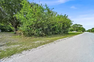 9145 86th St, Vero Beach, FL 32967 - Photo 1