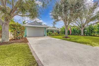 9122 SE Pomona Street, Hobe Sound, FL 33455 - Photo 1