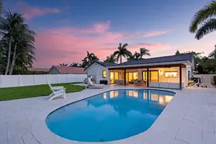 391 S Country Club Blvd, Boca Raton, FL 33487 - Photo 1