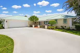 3491 SE Clubhouse Pl, Stuart, FL 34997 - Photo 1