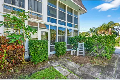 1901 Indian River Boulevard #105-e, Vero Beach, FL 32960 - Photo 1