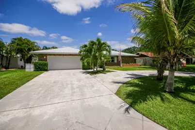 4359 Daffodil Circle N, Palm Beach Gardens, FL 33410 - Photo 1