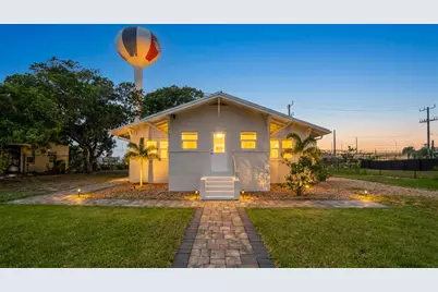 517 Sunrise Court, Lake Worth Beach, FL 33460 - Photo 1