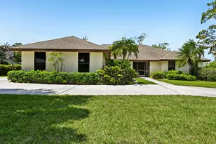 15220 Cedar Bluff Pl, Wellington, FL 33414 - Photo 1