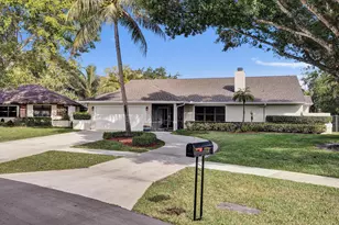 772 Juniper Pl, Wellington, FL 33414 - Photo 1
