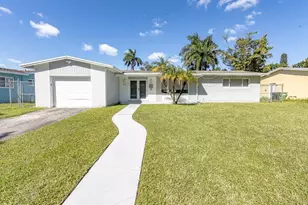 475 NE 142nd St, North Miami, FL 33161 - Photo 1