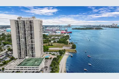 5600 N Flagler Drive #Ph103, West Palm Beach, FL 33407 - Photo 1