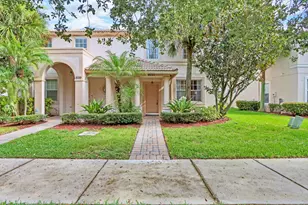 8021 Murano Cir, Palm Beach Gardens, FL 33418 - Photo 1