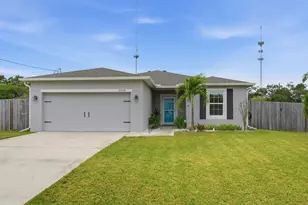 2220 SE Lucaya St, Port Saint Lucie, FL 34952 - Photo 1