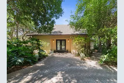 407 43rd Avenue SW, Vero Beach, FL 32968 - Photo 1