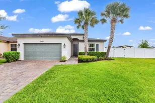 12431 NW Stanis Ln, Port Saint Lucie, FL 34987 - Photo 1