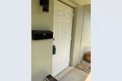 4211 NE 13th Avenue NE #East Unit, Oakland Park, FL 33334 - Photo 1
