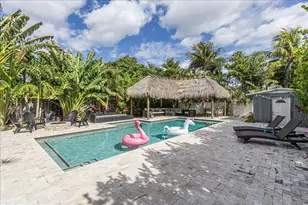 411 SW 1st St, Boca Raton, FL 33432 - Photo 1