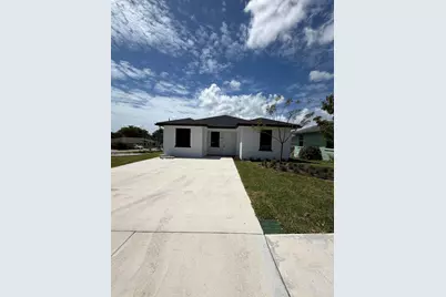 1209 W 33rd Street, Riviera Beach, FL 33404 - Photo 1