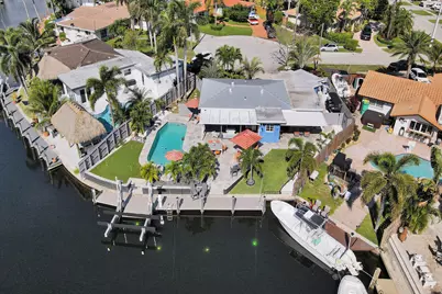 1221 SE 3rd Avenue, Pompano Beach, FL 33060 - Photo 1